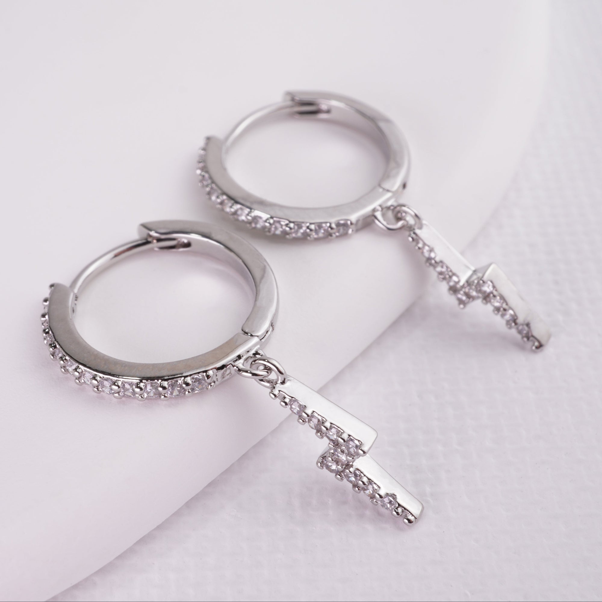 inagio 925 silver diamonds lightning hoop set