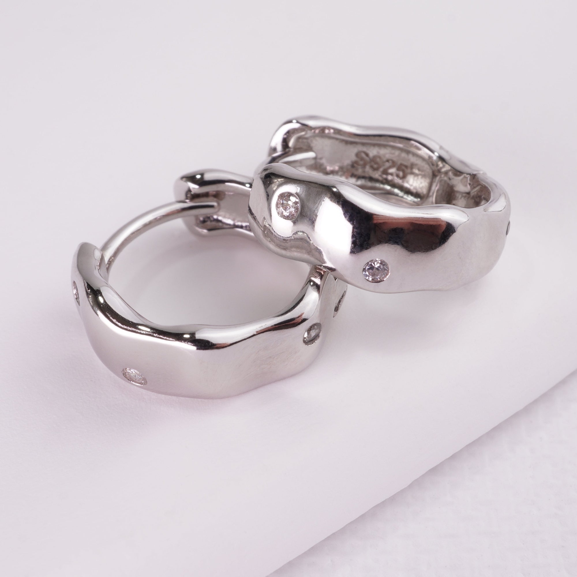 INAGIO 925 silver chunky hoop set
