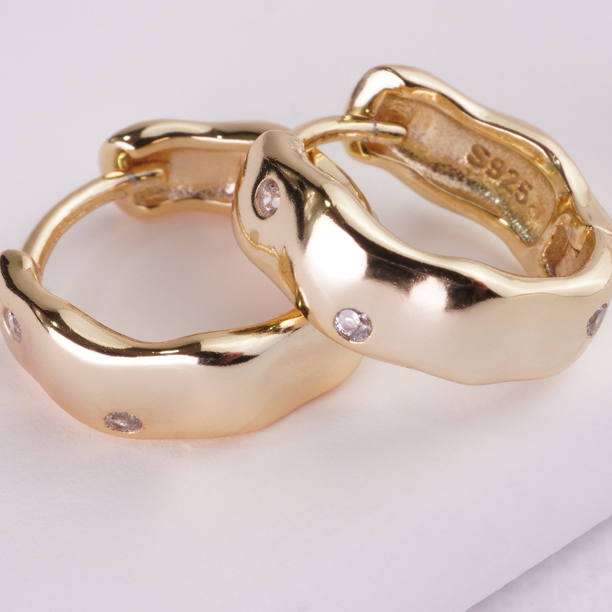 INAGIO 14k gold plated  925 silver chunky hoop set