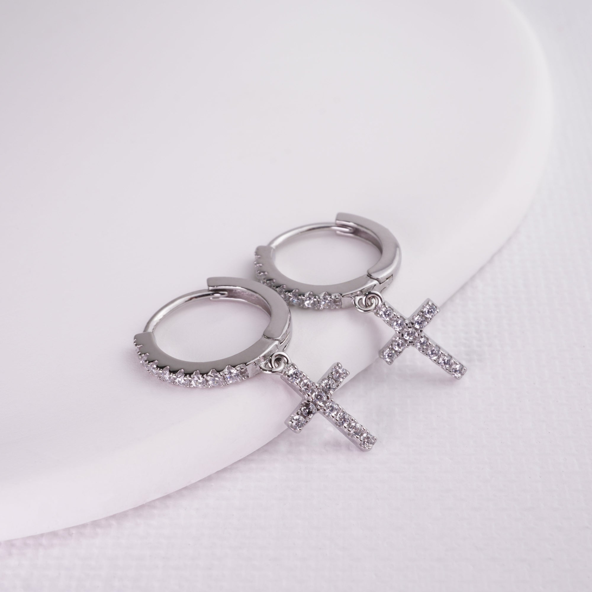 inagio 925 silver diamond cross hoop set