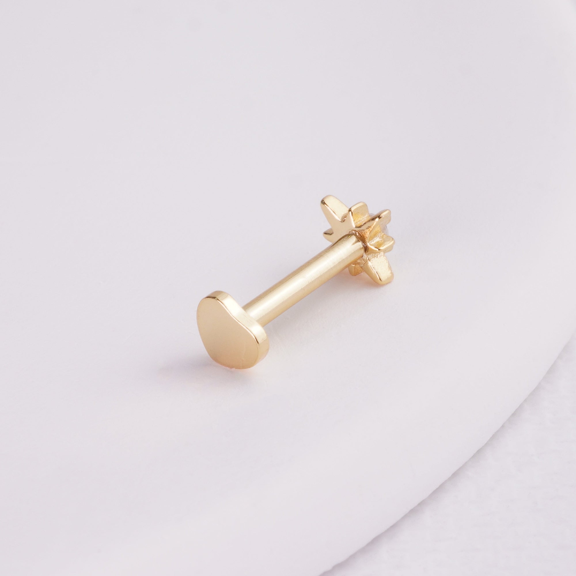 INAGIO 14K gold plated silver diamond starstruck labret piercing