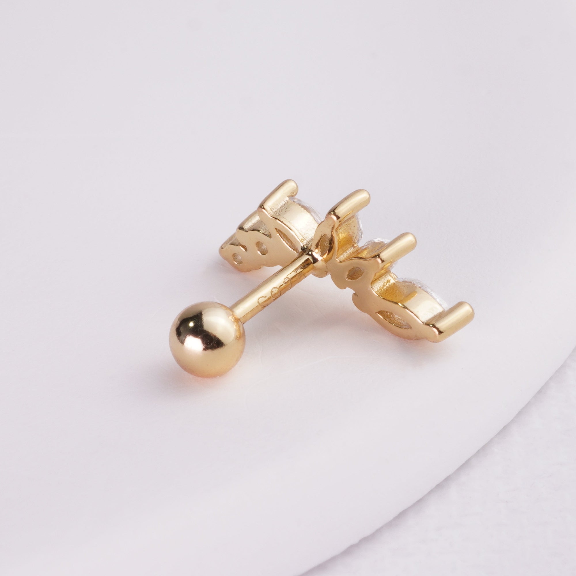 INAGIO 14K gold plated silver diamond elongated barbell piercing