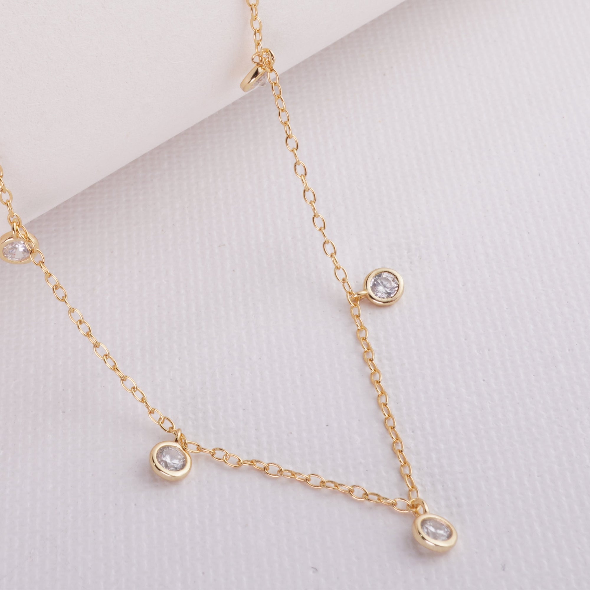 INAGIO 14K gold plated silver diamond charms choker