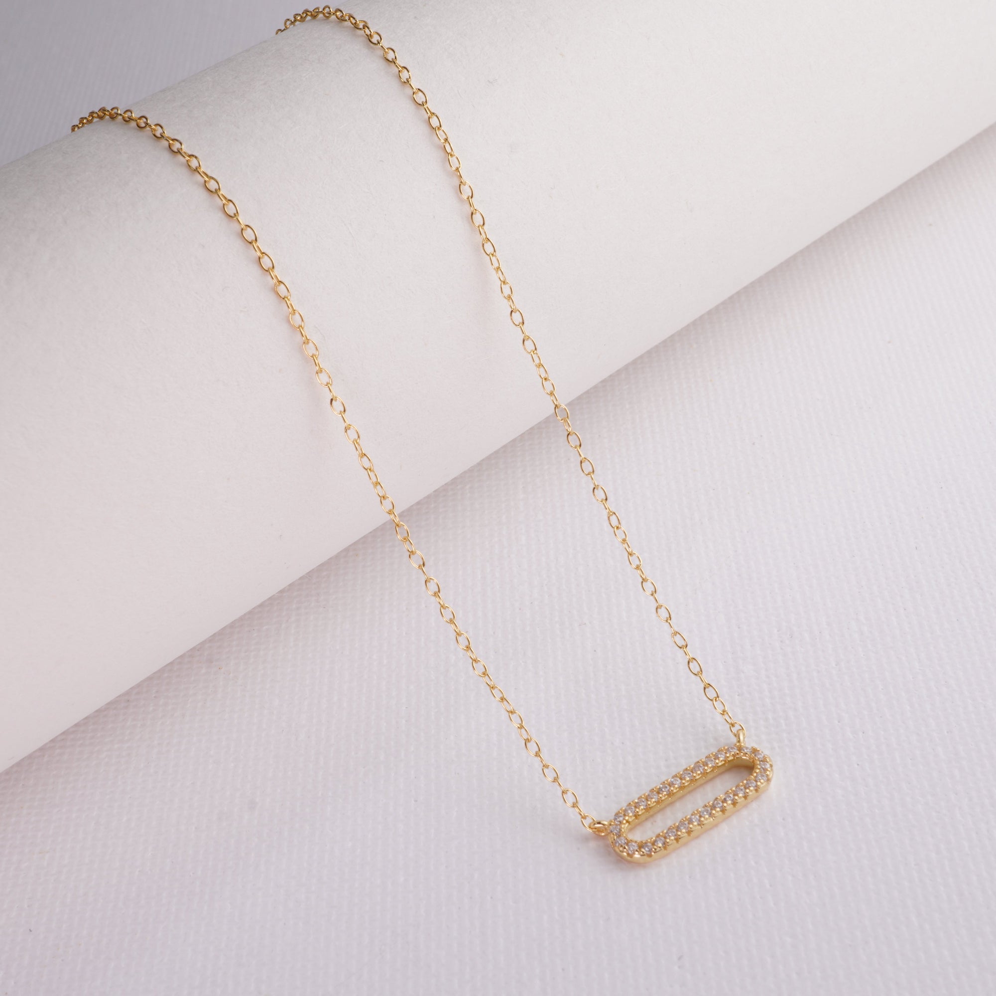 INAGIO 14K gold plated silver diamond elipse pendant necklace