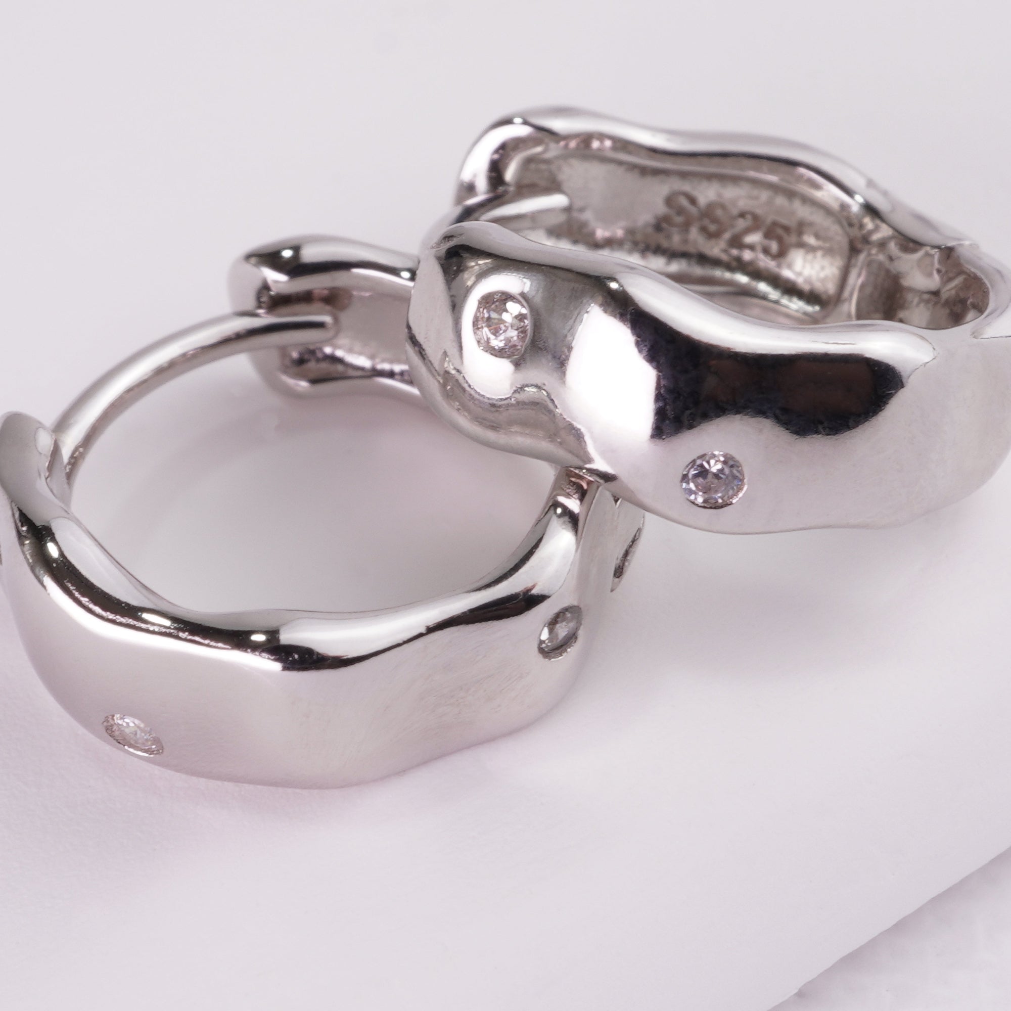 INAGIO 925 silver chunky hoop set