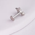 Încărcați imaginea în vizualizatorul Galerie, INAGIO  925 silver diamond starlight labret piercing 
