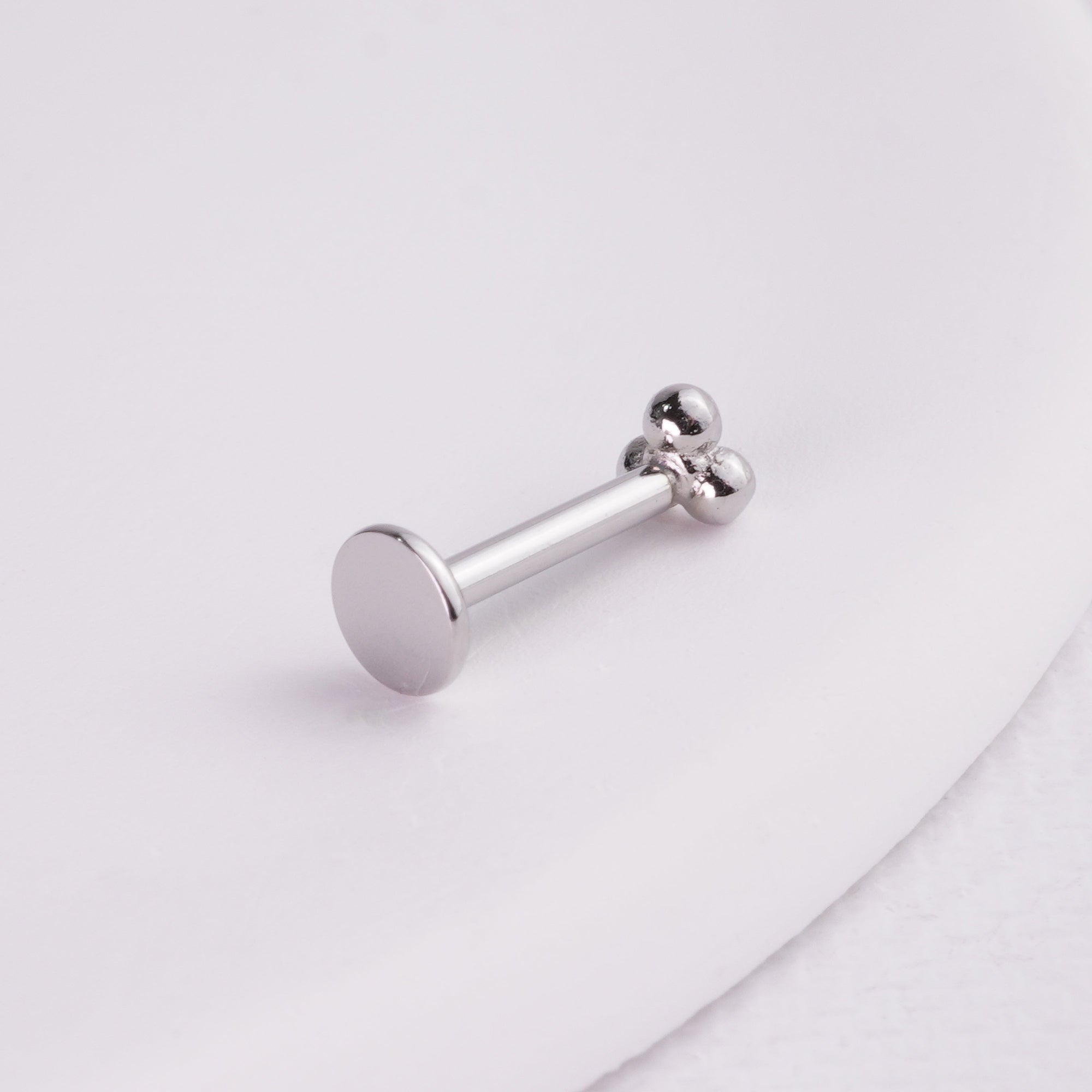 INAGIO 925 silver three dots labret piercing