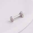Încărcați imaginea în vizualizatorul Galerie, inagio 925 silver diamonds triangle labret piercing
