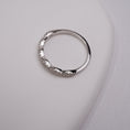 Încărcați imaginea în vizualizatorul Galerie, INAGIO 925 silver diamond twisted  ring
